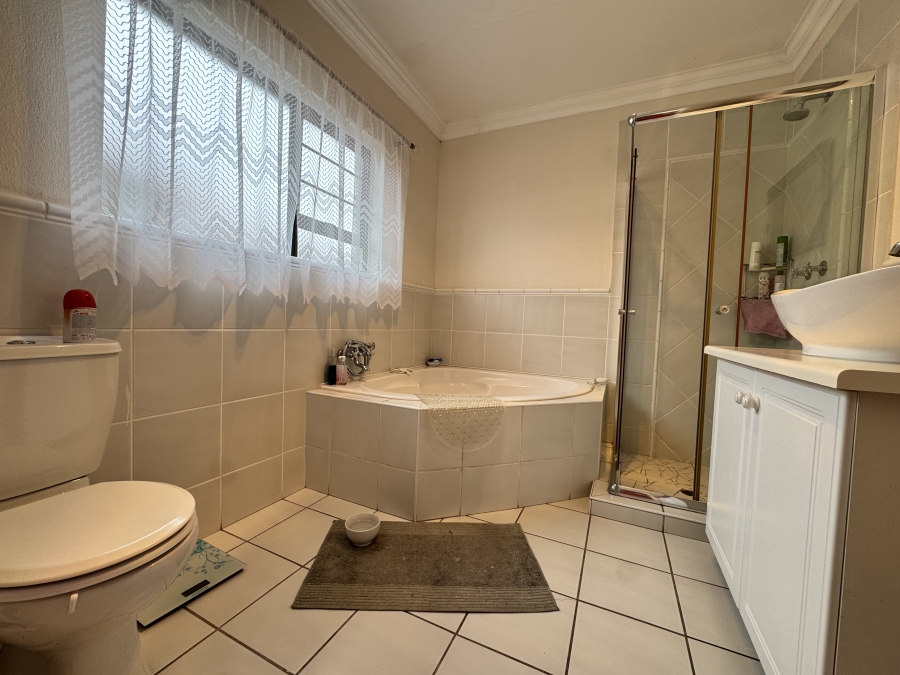 2 Bedroom Property for Sale in Flamwood North West